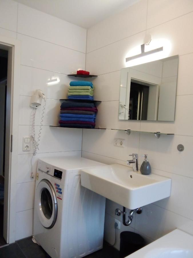 Apartments - Geraeumige 95 Qm Mit Balkon เอาก์สเบิร์ก ภายนอก รูปภาพ