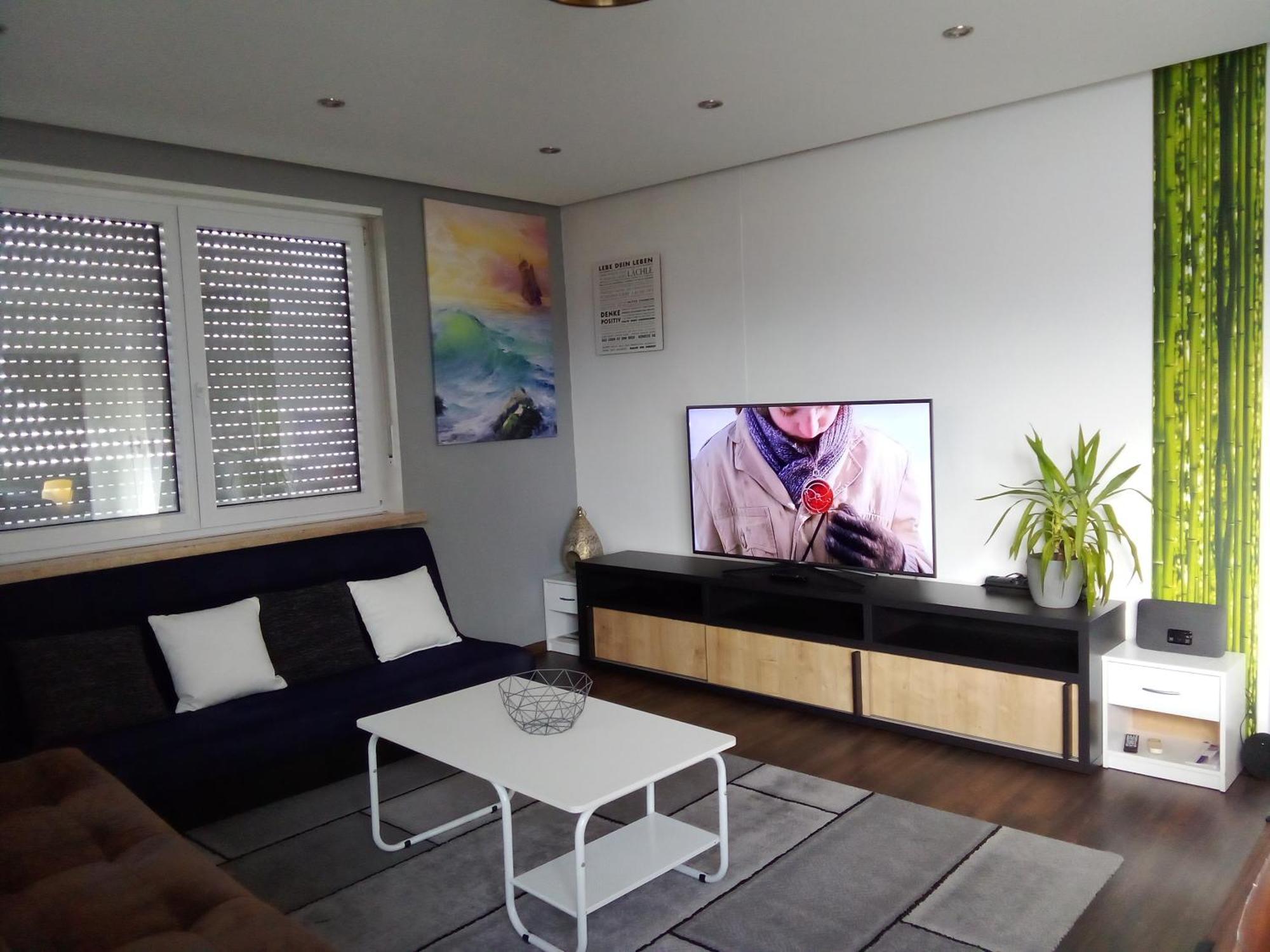 Apartments - Geraeumige 95 Qm Mit Balkon เอาก์สเบิร์ก ภายนอก รูปภาพ
