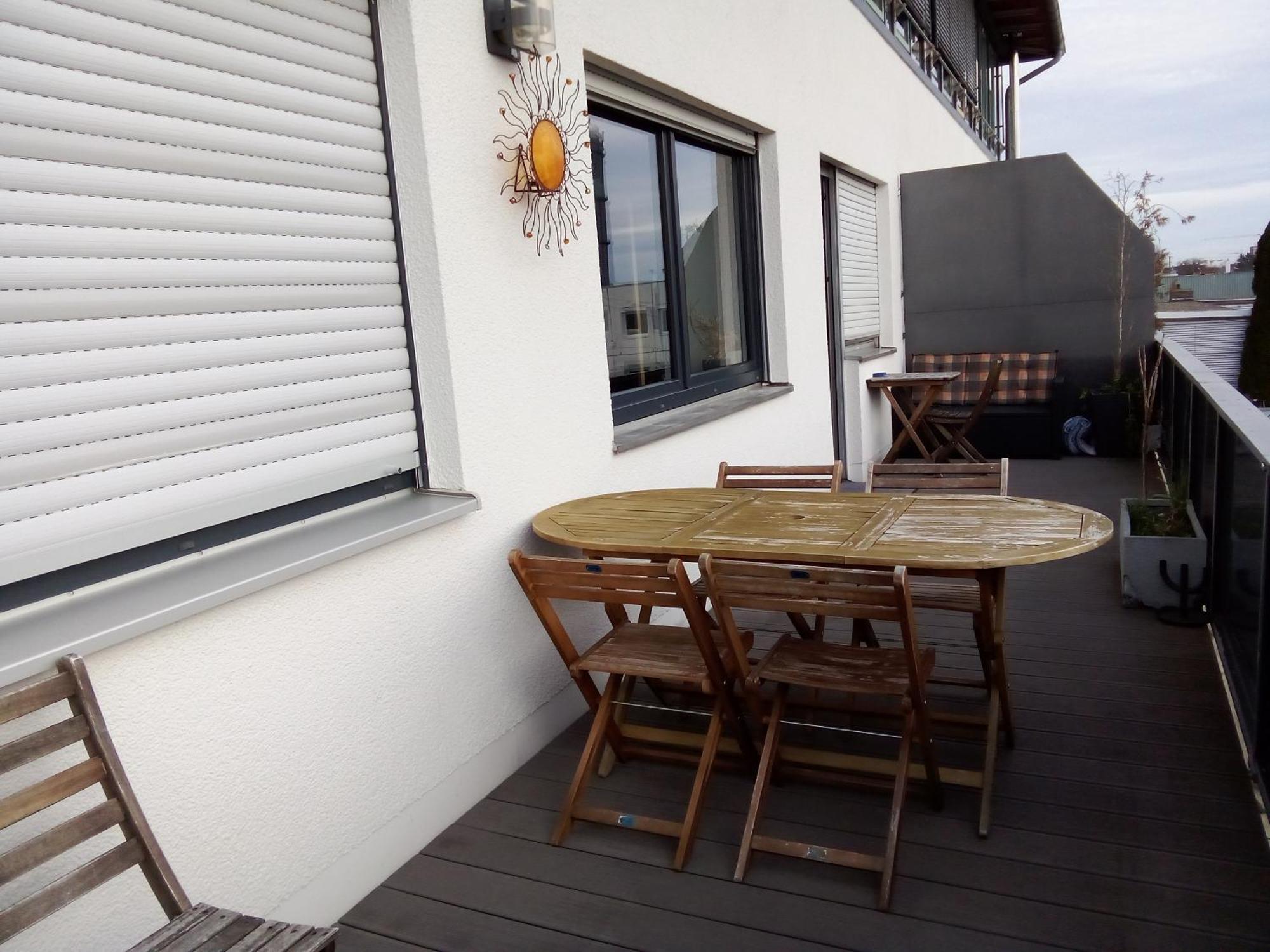 Apartments - Geraeumige 95 Qm Mit Balkon เอาก์สเบิร์ก ภายนอก รูปภาพ