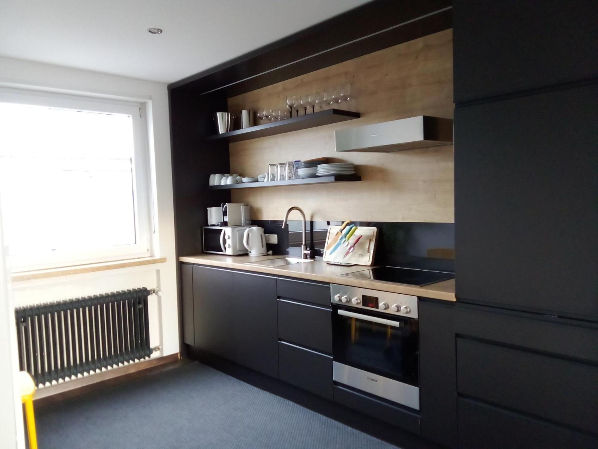 Apartments - Geraeumige 95 Qm Mit Balkon เอาก์สเบิร์ก ภายนอก รูปภาพ